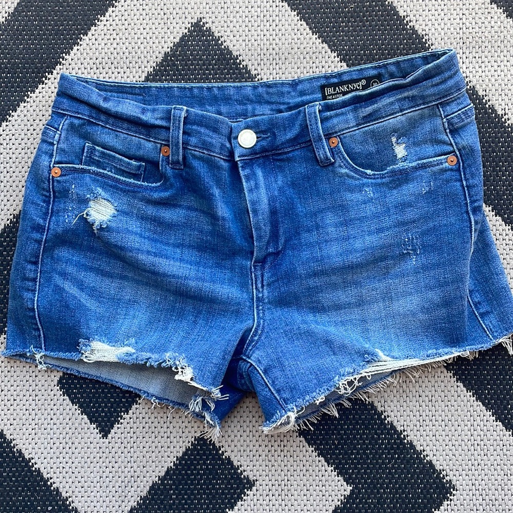BlankNYC - Classic Cut Cut off Shorts 
New With Tags / Never Worn